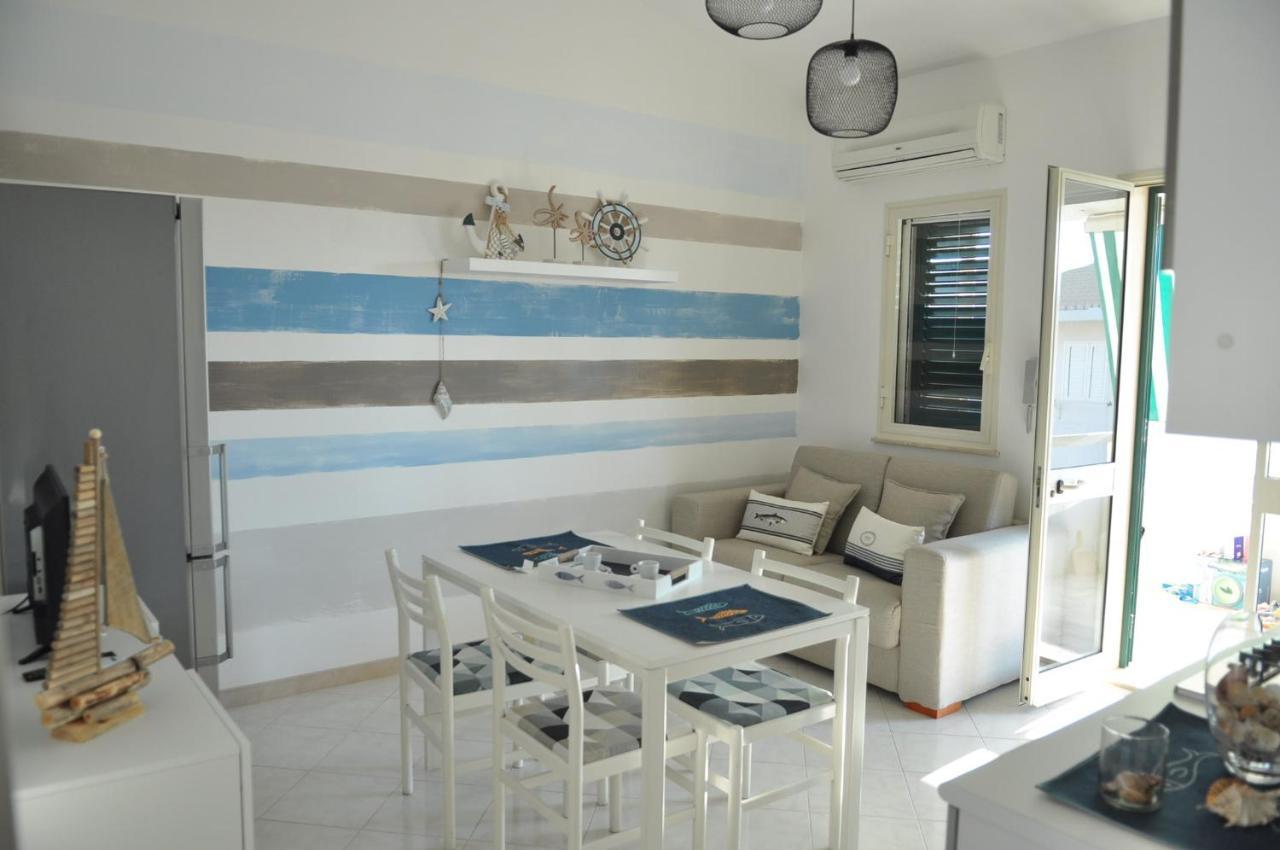 Apartamento Dimoradamare Villaggio Azzurro Exterior foto